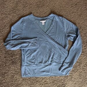 Athleta Women's V-Neck Blue Sweater